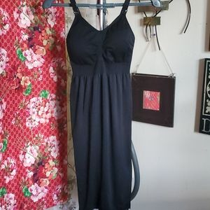 Black breast free maternity dress Q